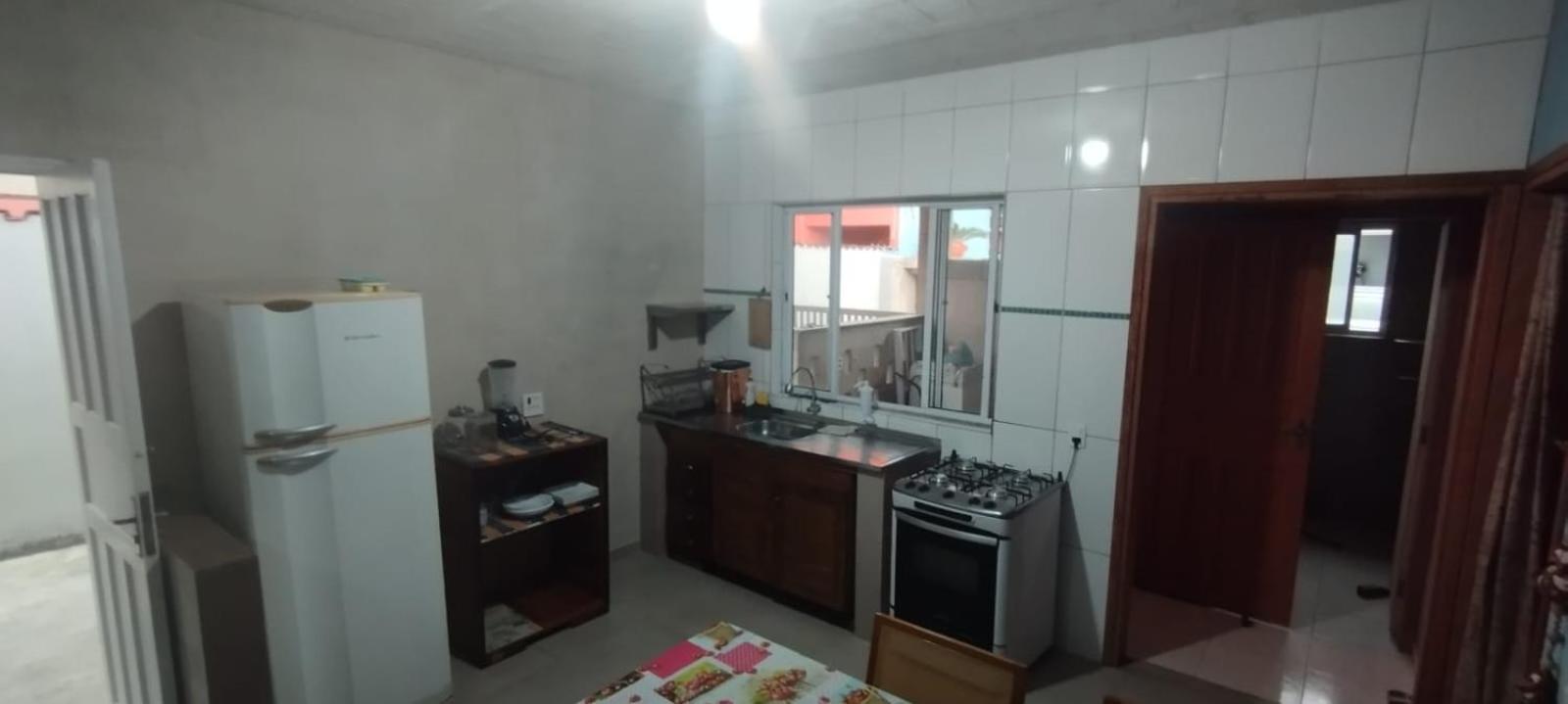 Quarto/Cozinha/Banheiro/ambiente familiar/08 minutos da praia a pé. Peruíbe Exterior foto