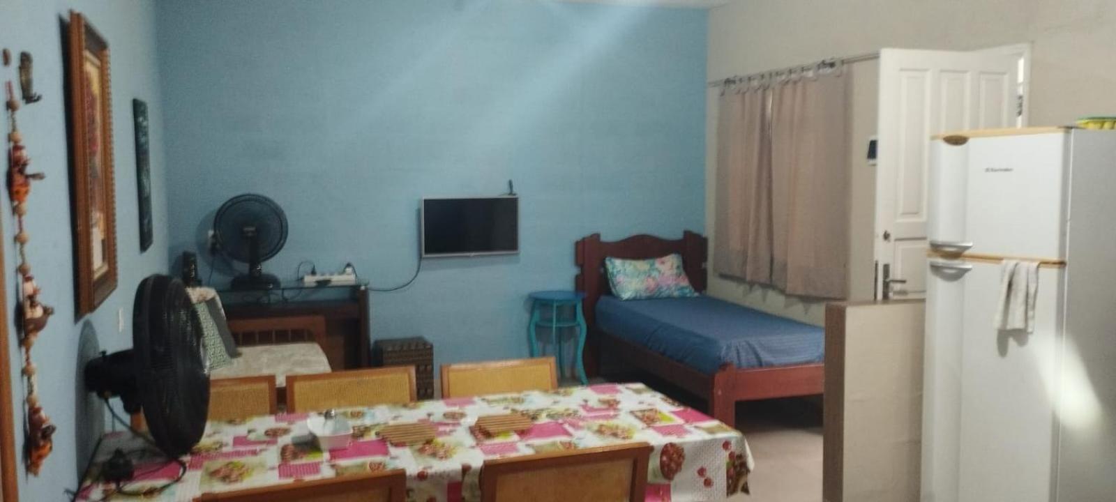 Quarto/Cozinha/Banheiro/ambiente familiar/08 minutos da praia a pé. Peruíbe Exterior foto